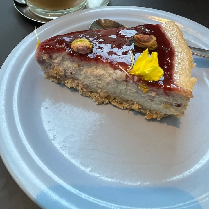 photo of Herbario Café Cheesecake de caju shared by @josegalli on  04 Mar 2022 - review