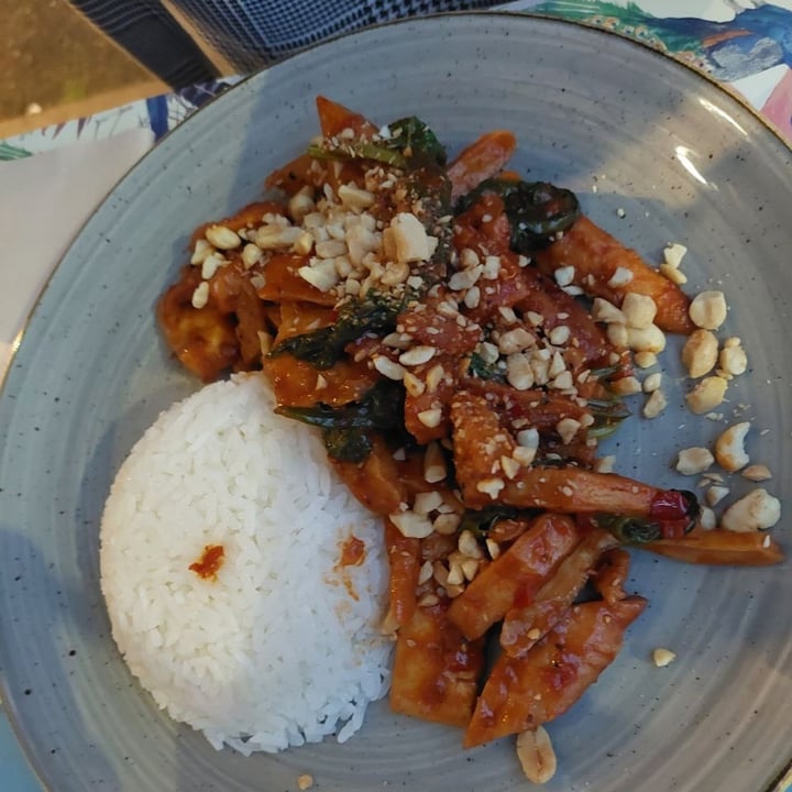 photo of Dhabbu - l'asiatico Kung Fu Pao shared by @criscros on  29 Aug 2022 - review