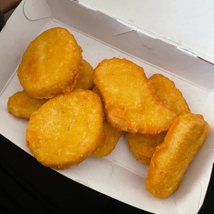 photo of Burger King Gateway Vegan Nuggets shared by @melkann on  13 Apr 2022 - review