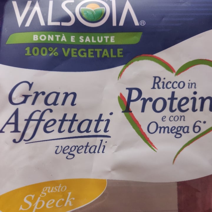 review photo of Valsoia Gran Affettati Vegetali Gusto Speck shared by @gabbogreen on 20 Aug 2021 - review