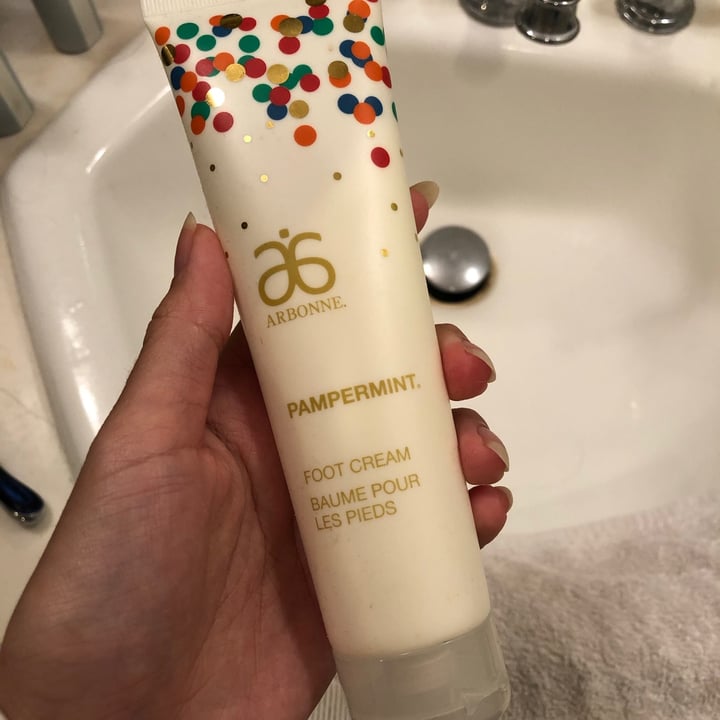 review photo of Arbonne Pampermint foot cream shared by @nikkia on 01 May 2020 - review