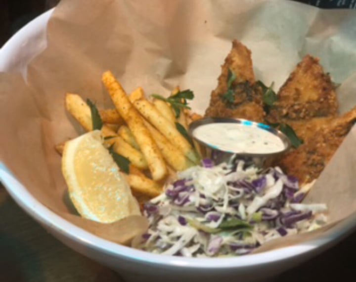 photo of No Bones Beach Club Fish And Chips shared by @shawnaleigh on  22 Nov 2019 - review
