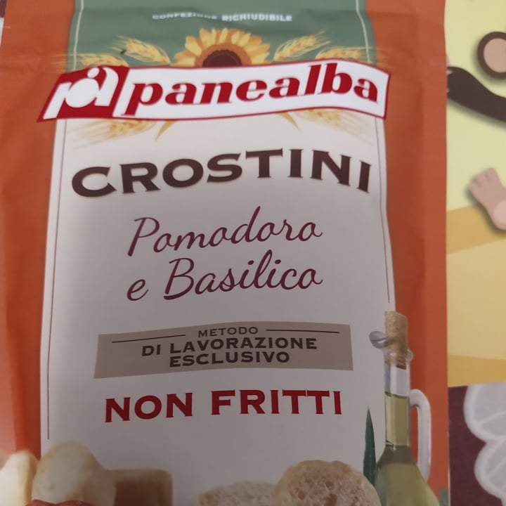 photo of Panealba Crostini basilico e pomodoro shared by @vanessa1975 on  27 Oct 2022 - review