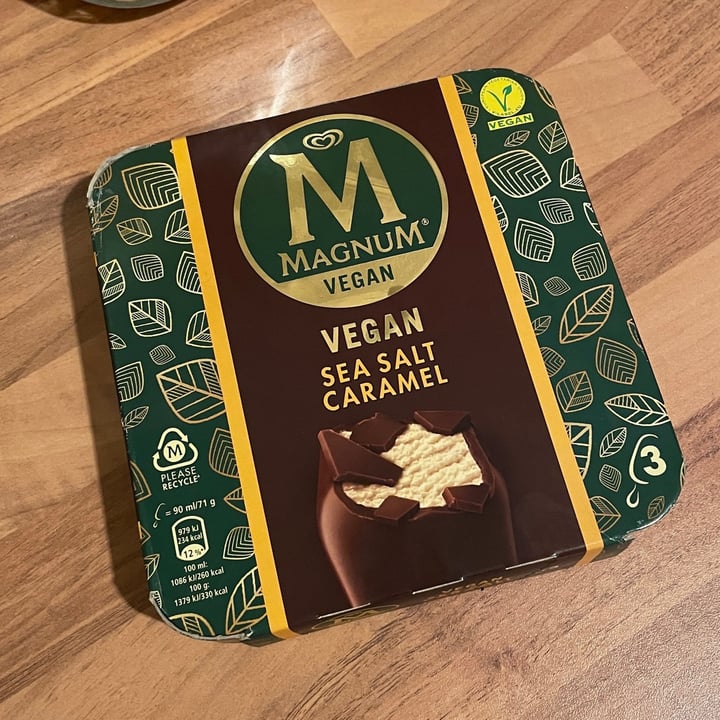 photo of Magnum Dairy Free Sea Salt Caramel shared by @weganerin on  28 Apr 2021 - review
