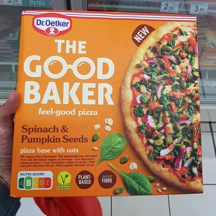 photo of Dr. Oetker The Good Baker Feel-Good Pizza (Spinach & Pumpkin Seeds) shared by @matthewmkr on  29 Oct 2021 - review