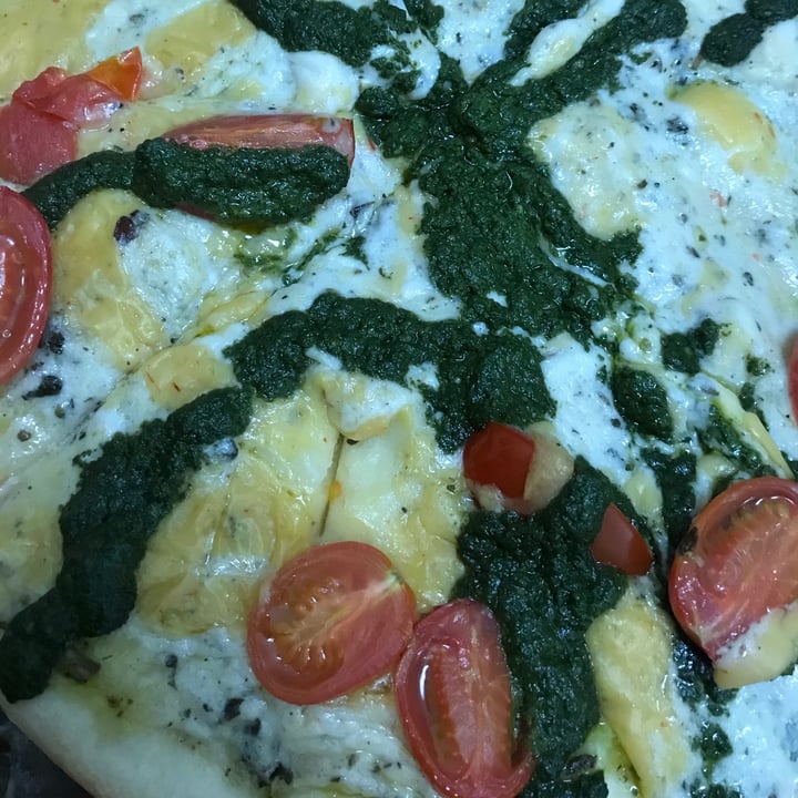 photo of Luna's Kitchen Beirut Pesto and cheese pizza shared by @jen14 on  12 Feb 2021 - review