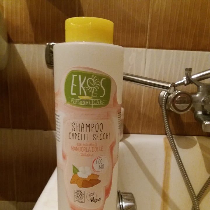 photo of Ekos personal care Shampo Capelli Secchi shared by @hildre on  20 May 2020 - review