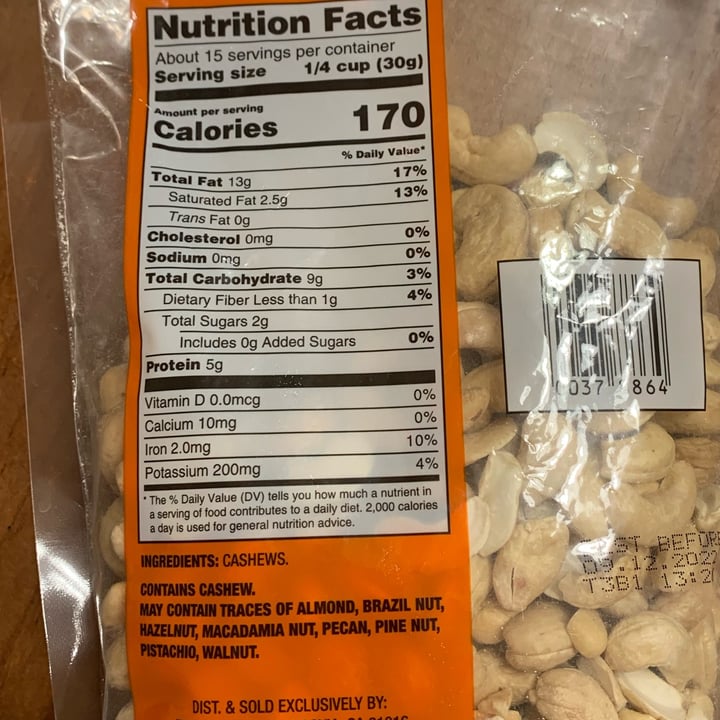 photo of Trader Joe's Raw Whole Cashews shared by @rose99 on  10 Jan 2022 - review