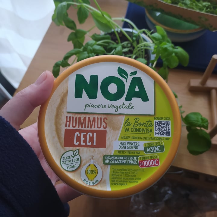 photo of noa piacere vegetale Hummus ceci shared by @chiaraveg75 on  23 Dec 2022 - review