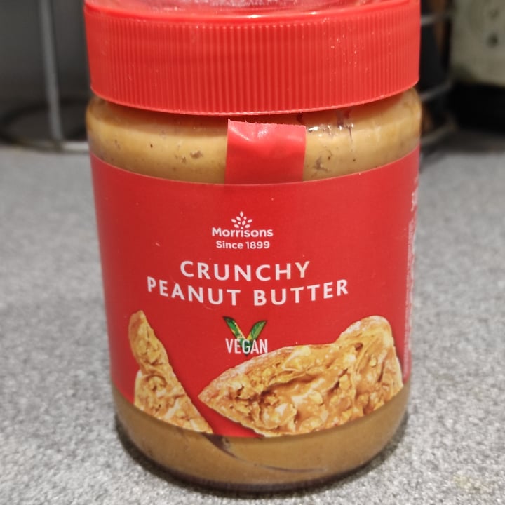 photo of Morrisons Peanut butter crunchy shared by @tuscanvegan on  22 Nov 2021 - review