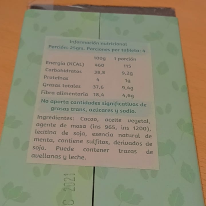 photo of Cocoa Plant Based Chocolate Con Menta shared by @ludnaiviat on  12 Aug 2021 - review