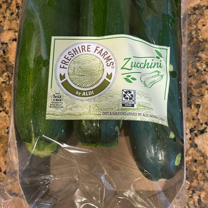 photo of Freshire Farms by ALDI Zucchini shared by @nehazecca on  19 Jan 2022 - review