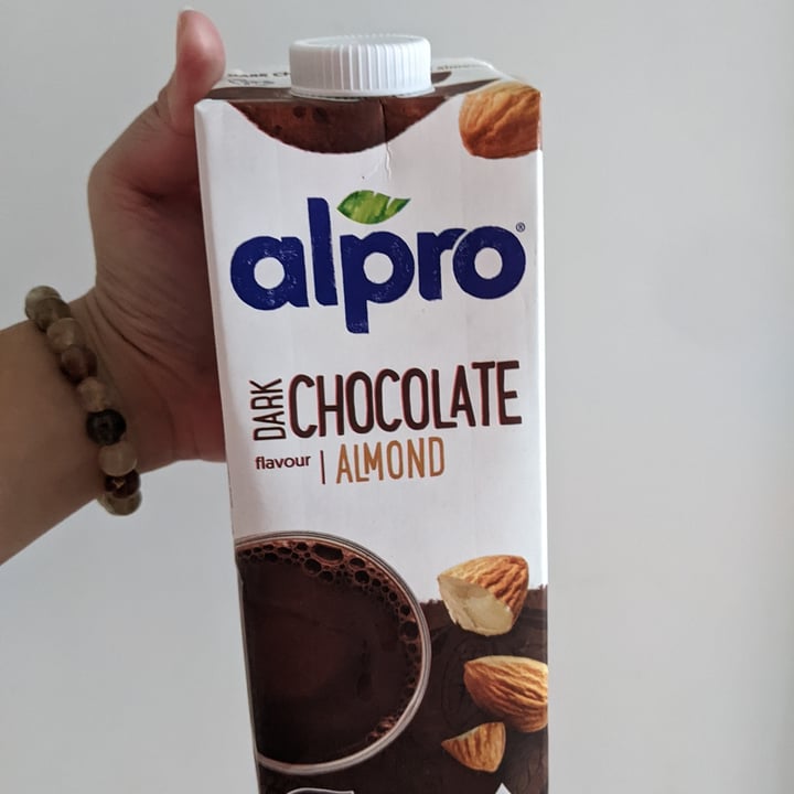 review photo of Alpro Dark Chocolate Almond Milk shared by @jellayee on 14 Jun 2022 - review