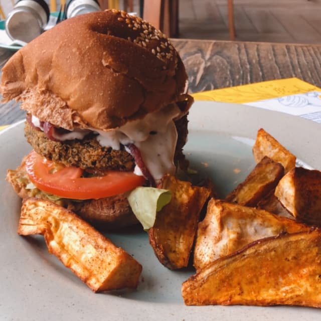 Foto del plato “Warrior Burger”