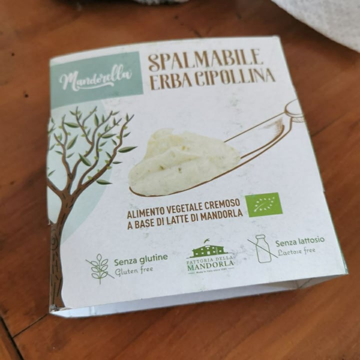 review photo of Mandorella Spalmabile Erba Cipollina shared by @adry7cf on 08 Jun 2022 - review
