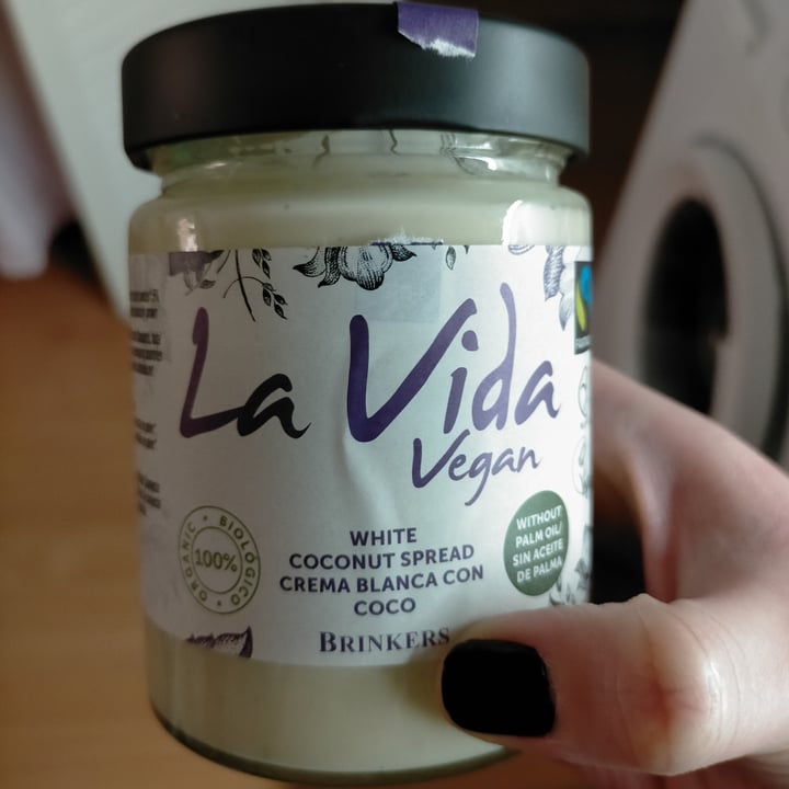 review photo of Brinkers Crema Blanca De Coco shared by @labelavegan on 11 Feb 2021 - review
