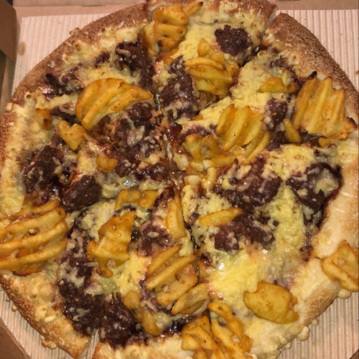 photo of Pizza Fan Burger Plant-Based Pizza shared by @marilenasoulozeki on  26 Aug 2020 - review