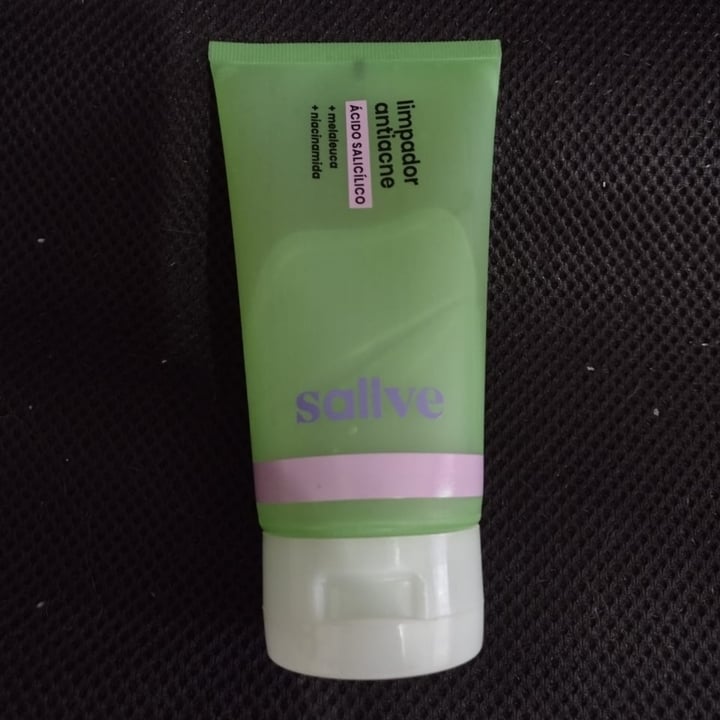 review photo of Sallve limpador anti acne shared by @biancamonteirot on 30 Sep 2022 - review