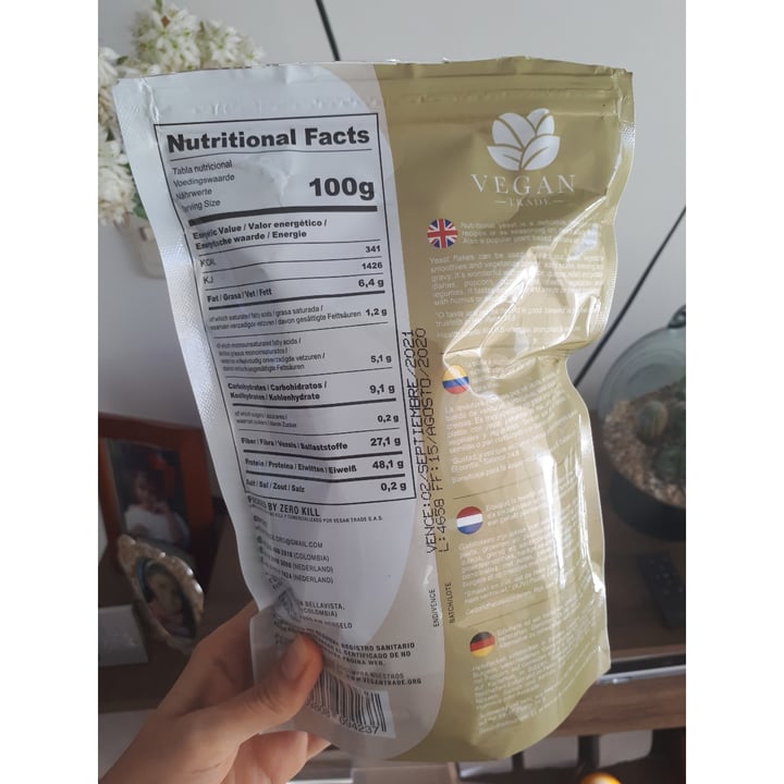 photo of Vegan Trade Yeast Flakes-Levadura Nutricional shared by @lauramanuela107 on  19 Jan 2021 - review