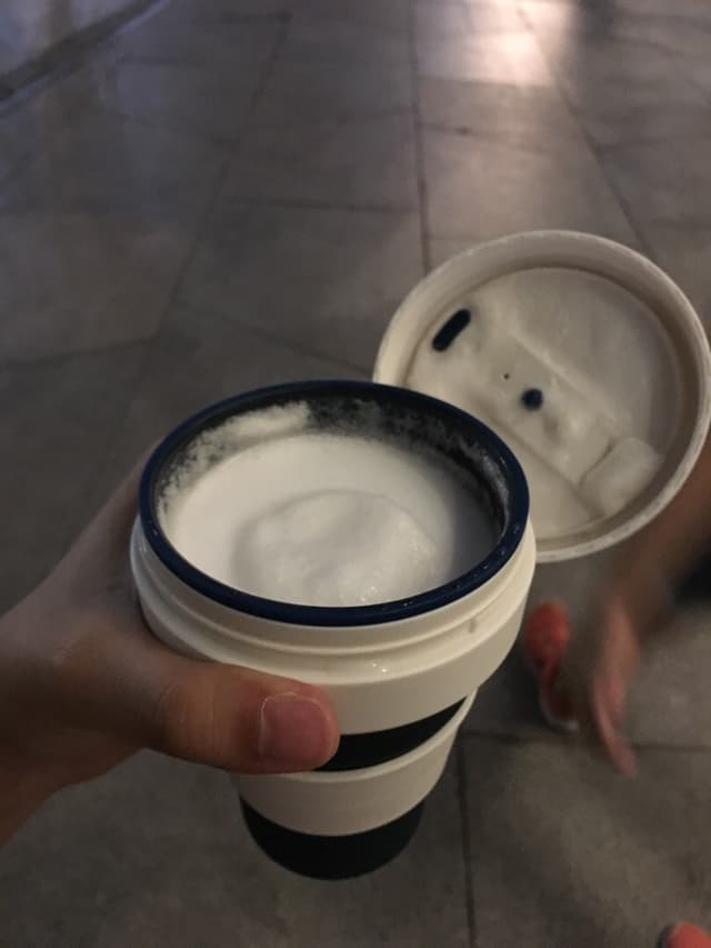 菜肴“Signature Coconut Shake”的照片