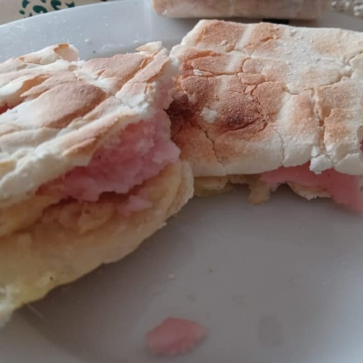 review photo of Mönt take away Tostado Jyq Vegano shared by @brendaflowers on 02 May 2021 - review