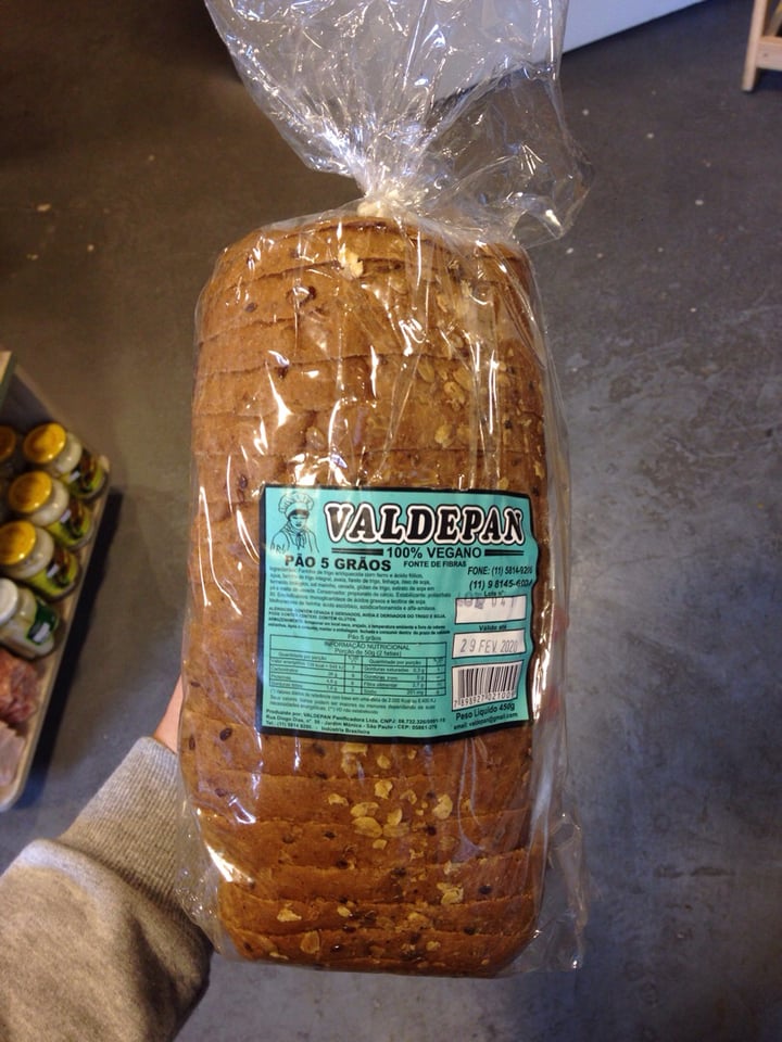 photo of Valdepan Pão 5 grãos shared by @joaofontalba on  28 Feb 2020 - review