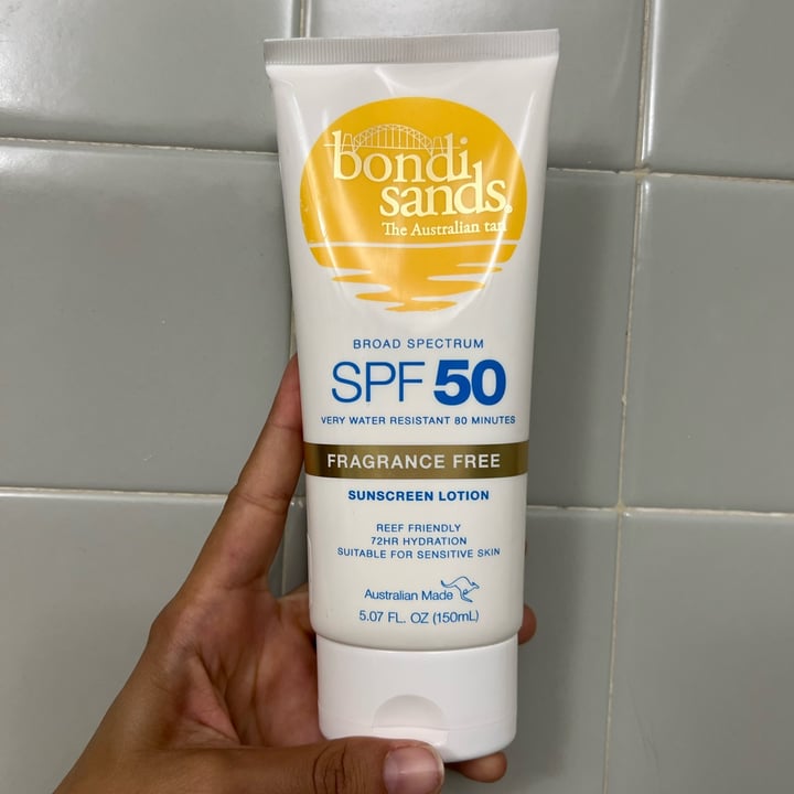 photo of Bondi Sands Broad spectrum SPF 50 Fragrance Free shared by @jessycadasilveira on  02 Jun 2022 - review