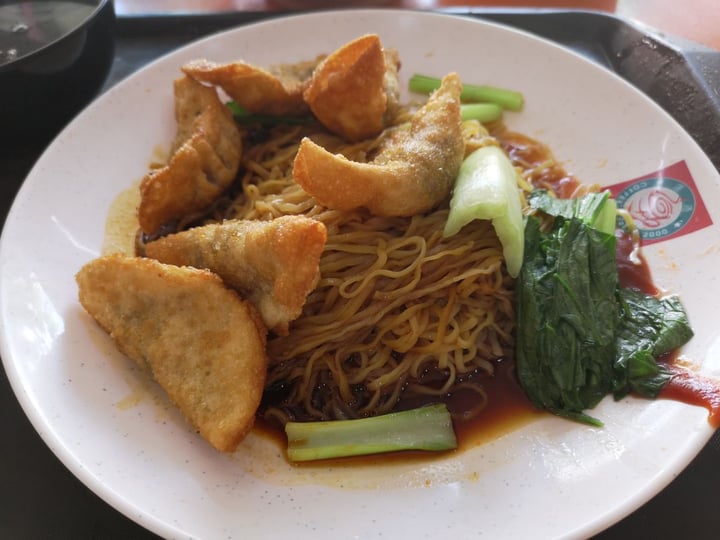 photo of 630 Vegetarian Fried Dumpling Noodles shared by @ybgfry on  17 Nov 2019 - review