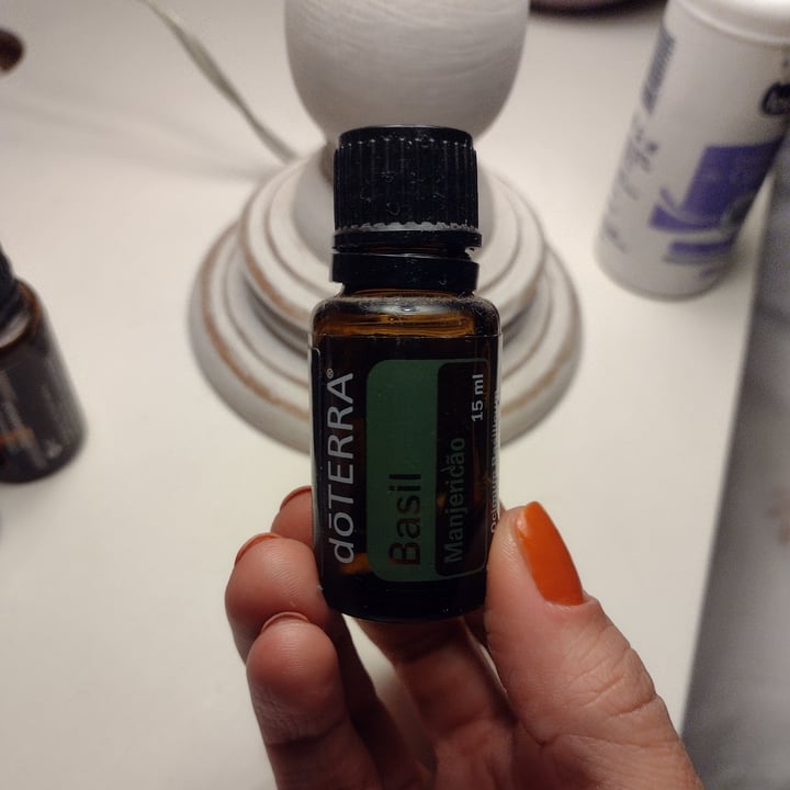 review photo of dōTERRA Basil Essential Oil shared by @marizabarbosa on 11 May 2022 - review