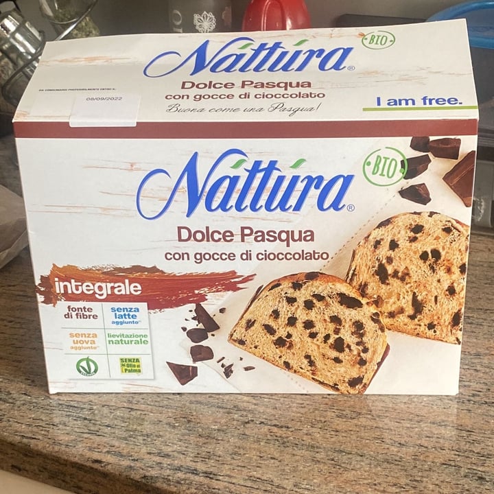 review photo of Nattura Dolce di Pasqua Con Gooce di Cioccolato shared by @elisabuzzoni on 26 Mar 2022 - review