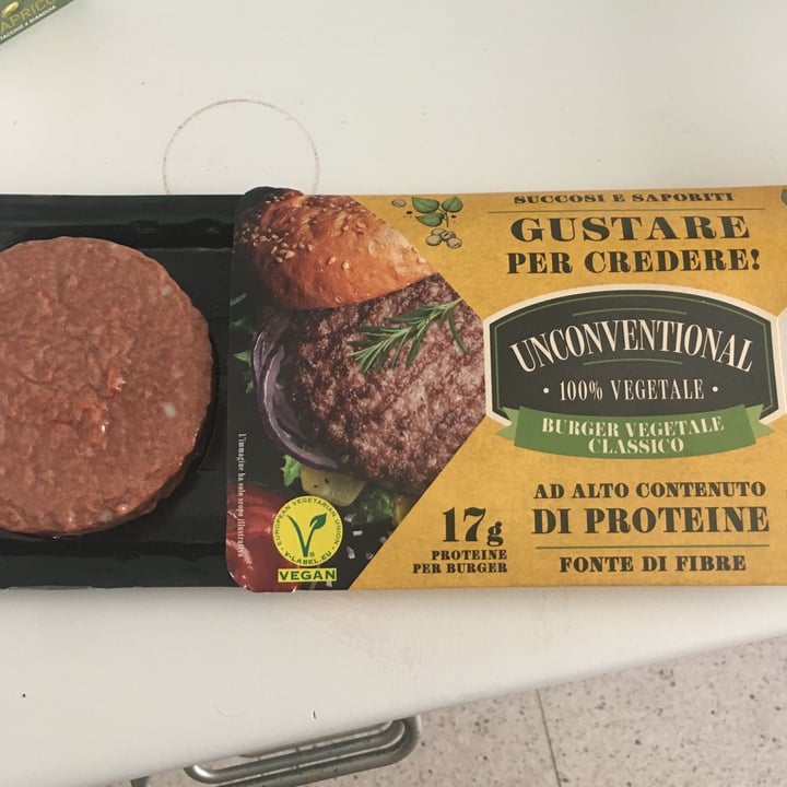 photo of Unconventional Burger Vegetale Classico - Classic Burger shared by @windie on  08 Nov 2022 - review