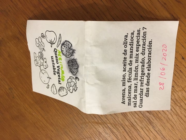 review photo of La Despensa del Raton Queso Vegetal Untable shared by @macadeni on 30 Jun 2020 - review