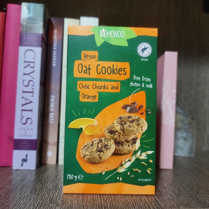 photo of Vemondo Vegan Oat Cookies Choc Chunks And Orange shared by @thekindseed on  23 Apr 2022 - review