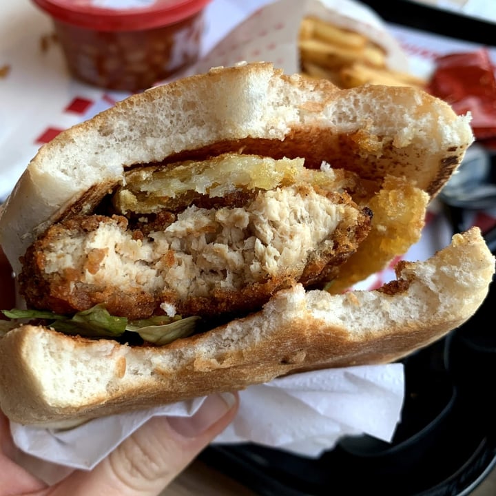 photo of KFC Vegan burger shared by @jamie371993 on  26 Aug 2020 - review