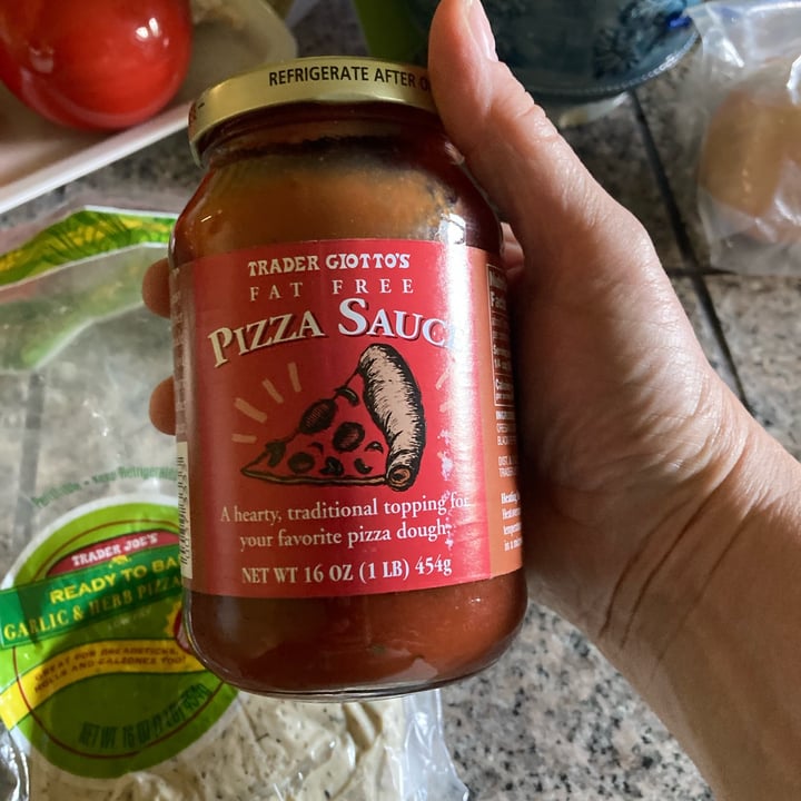 photo of Trader Joe's Pizza Sauce, Fat Free shared by @piggiesarelove on  29 May 2022 - review