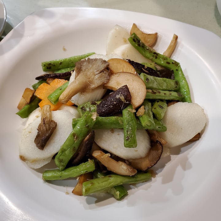 photo of Bergamot Veggie 鮮淮山野菌四季豆 shared by @moosewong on  04 Oct 2021 - review