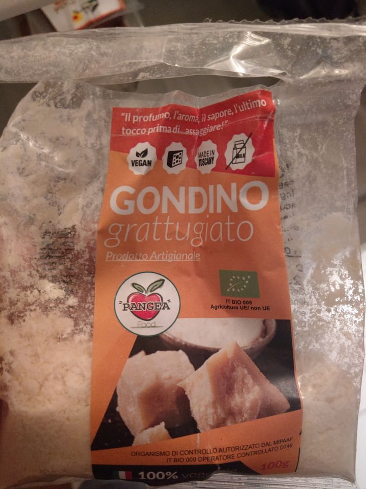 review photo of Pangea Foods Gondino grattugiato shared by @virgileweb on 13 May 2019 - review