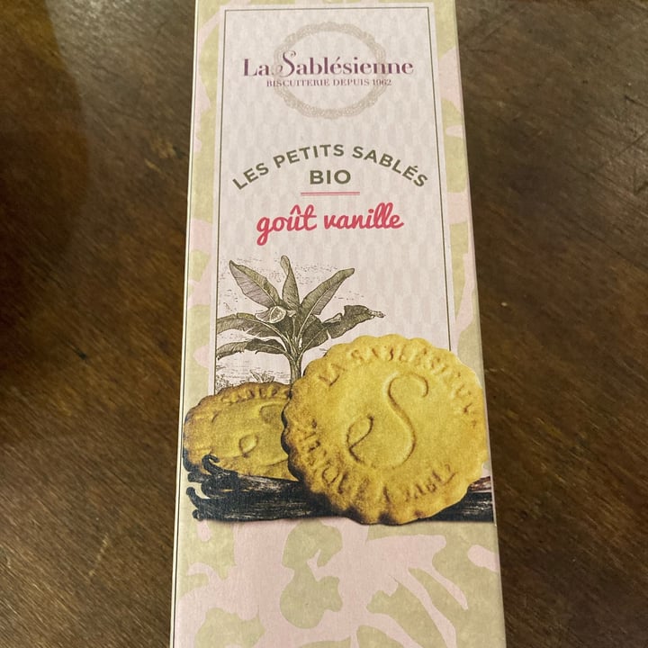 photo of la sablesienne biscuits shared by @gabveg on  10 Apr 2022 - review