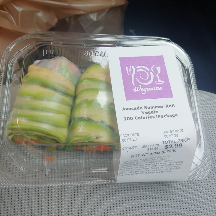 photo of Wegmans Avocado Summer Roll shared by @vecanter on  06 Jun 2020 - review