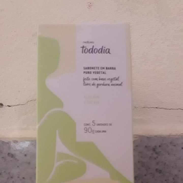 review photo of Natura Antitranspirante aclarante shared by @nezha on 29 May 2022 - review