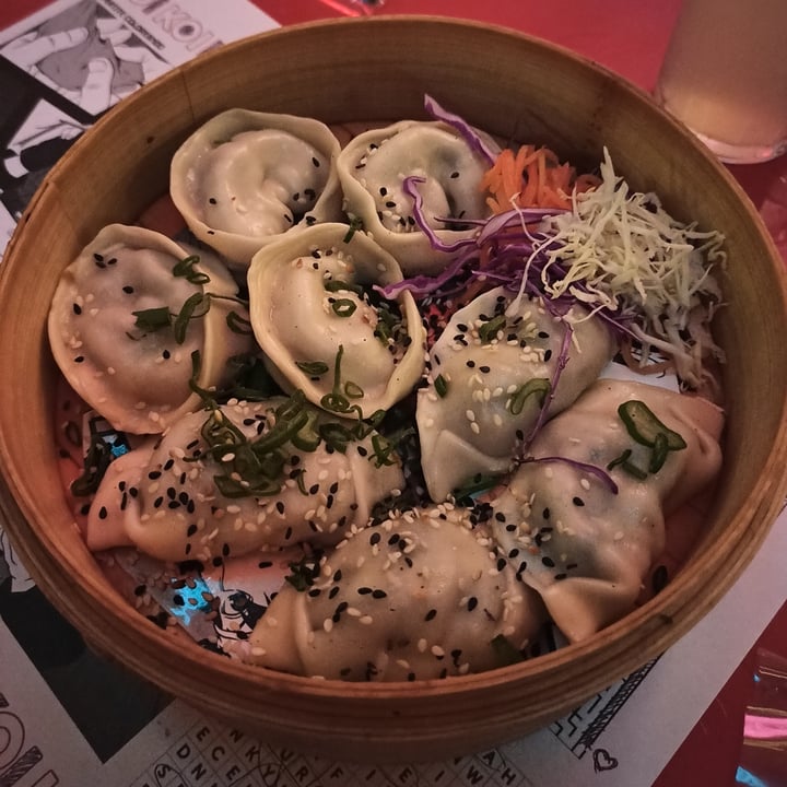 photo of KOI Dumplings Dumpling de hongos shared by @agustinaaborsato on  21 Jul 2022 - review