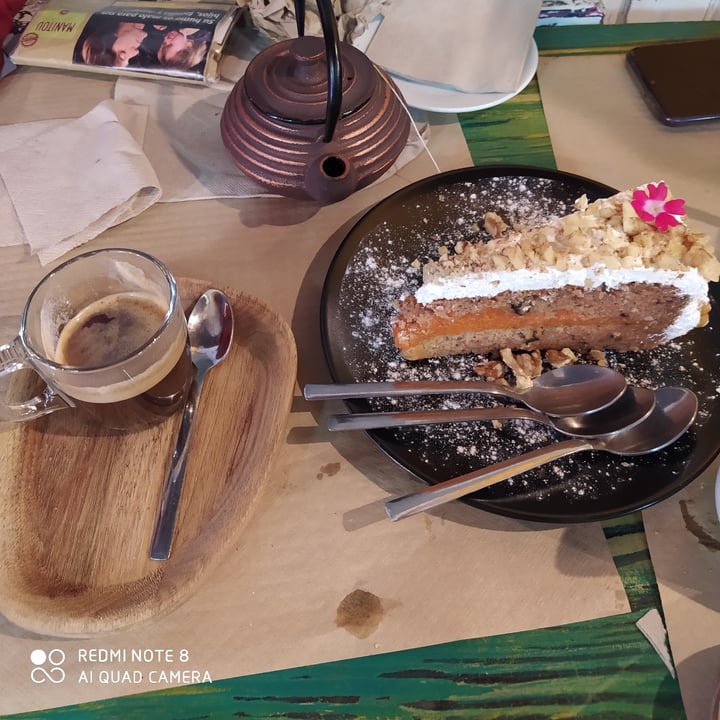 photo of Serendipia Sin Querer Queriendo Tarta de zanahoria vegana shared by @alitxu3 on  26 Dec 2020 - review