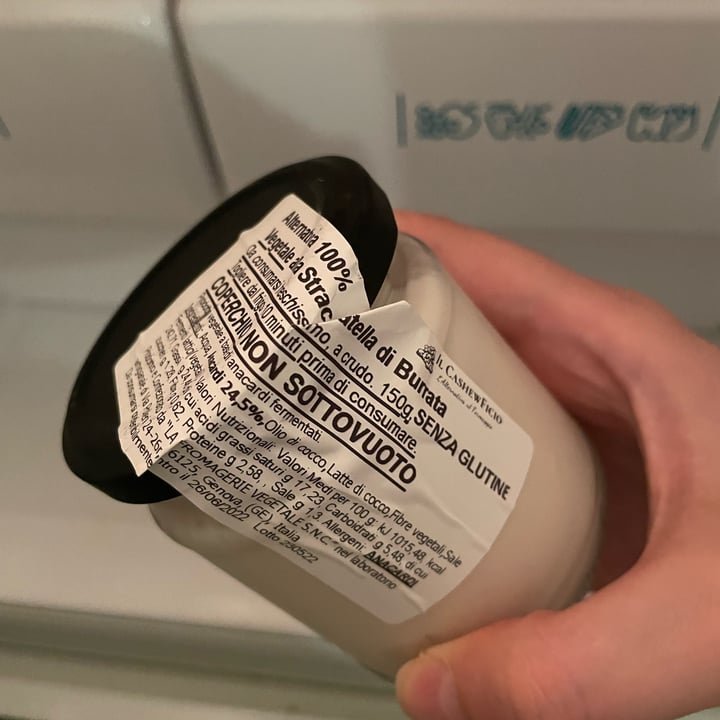 review photo of Il CashewFicio Alternativa 100% vegetale alla Stracciatella di Burrata shared by @elenharley on 19 Jun 2022 - review