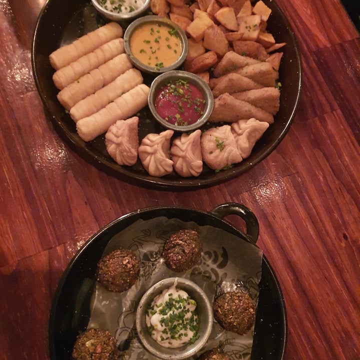 photo of Red Frog Beer House Picada Fiesta Vegana shared by @sofignzalez on  17 Aug 2022 - review