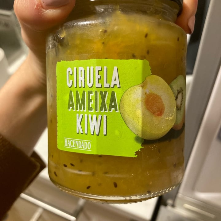 review photo of Hacendado Mermelada ciruela kiwi shared by @isacini91 on 05 May 2022 - review