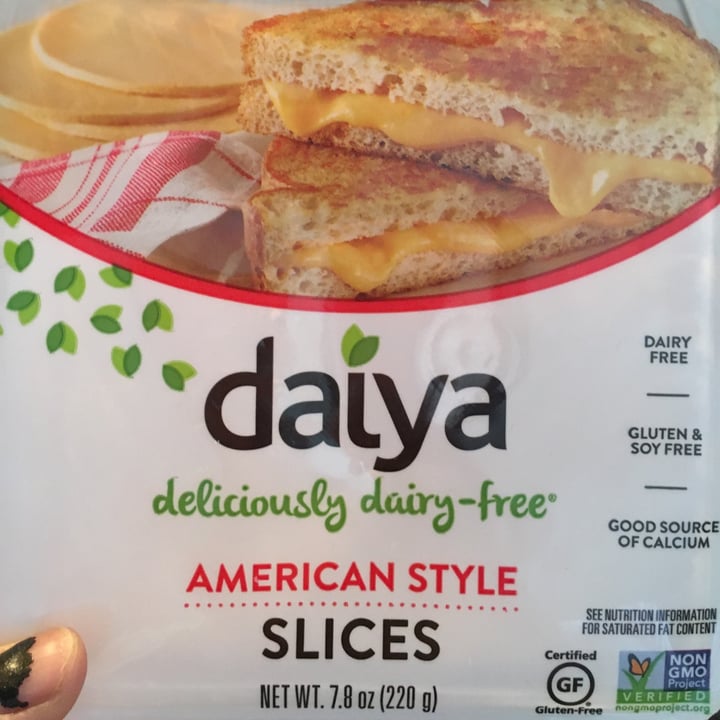 review photo of Daiya American Style Slices shared by @virymartinez on 22 Jul 2020 - review
