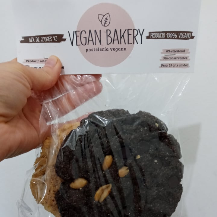 photo of Vegan Bakery Mix de cookies shared by @celesteveg on  19 Jul 2021 - review