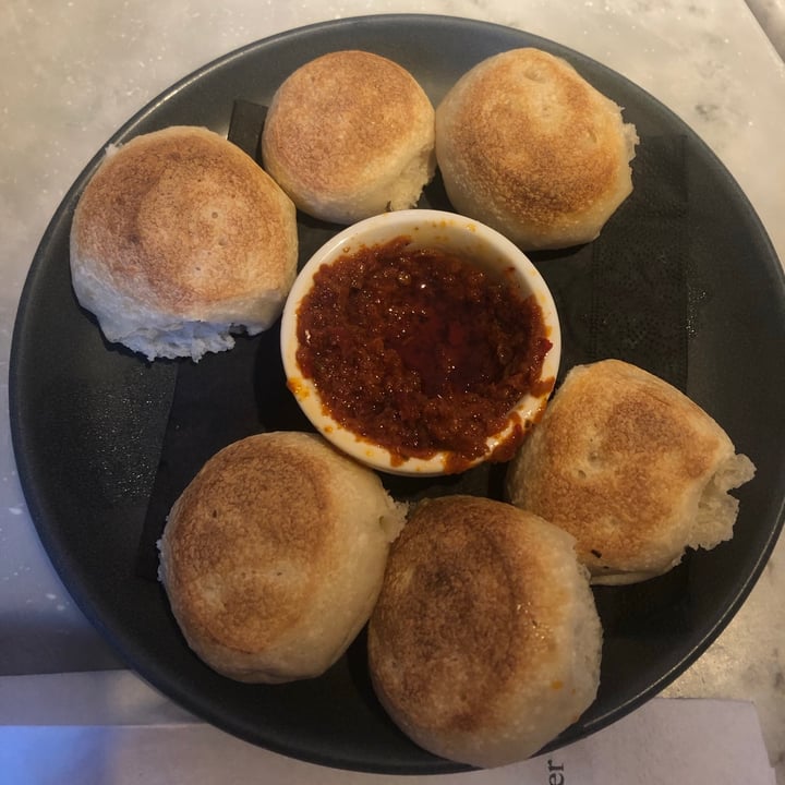 review photo of Pizza Express Vegan Doughballs shared by @catscanfly on 10 Sep 2020 - review