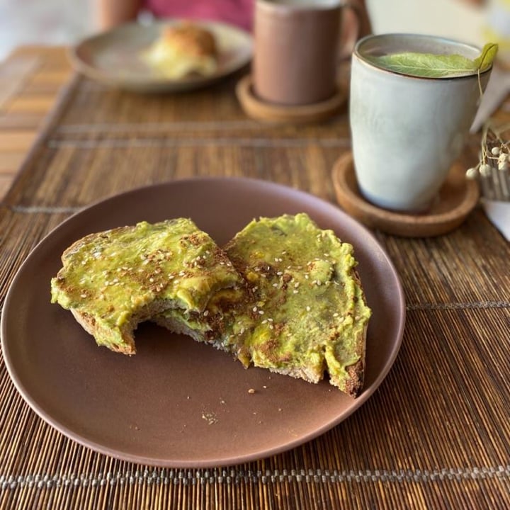 photo of Warung Coffee Shop Avo Toast 🥑 with Cinnamon and sesame seads shared by @pbsofia on  04 Dec 2020 - review