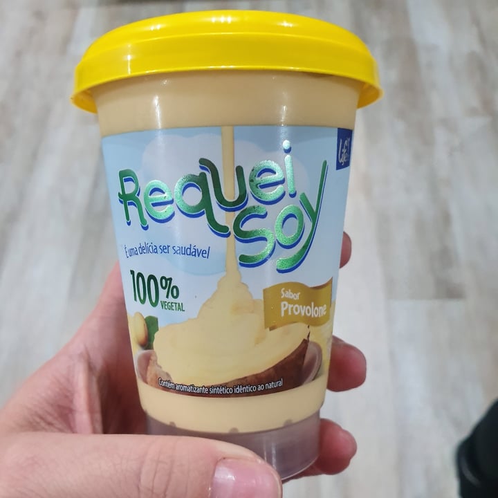 review photo of Requeisoy Requeisoy Sabor Provolone shared by @patyrovelo on 08 May 2022 - review
